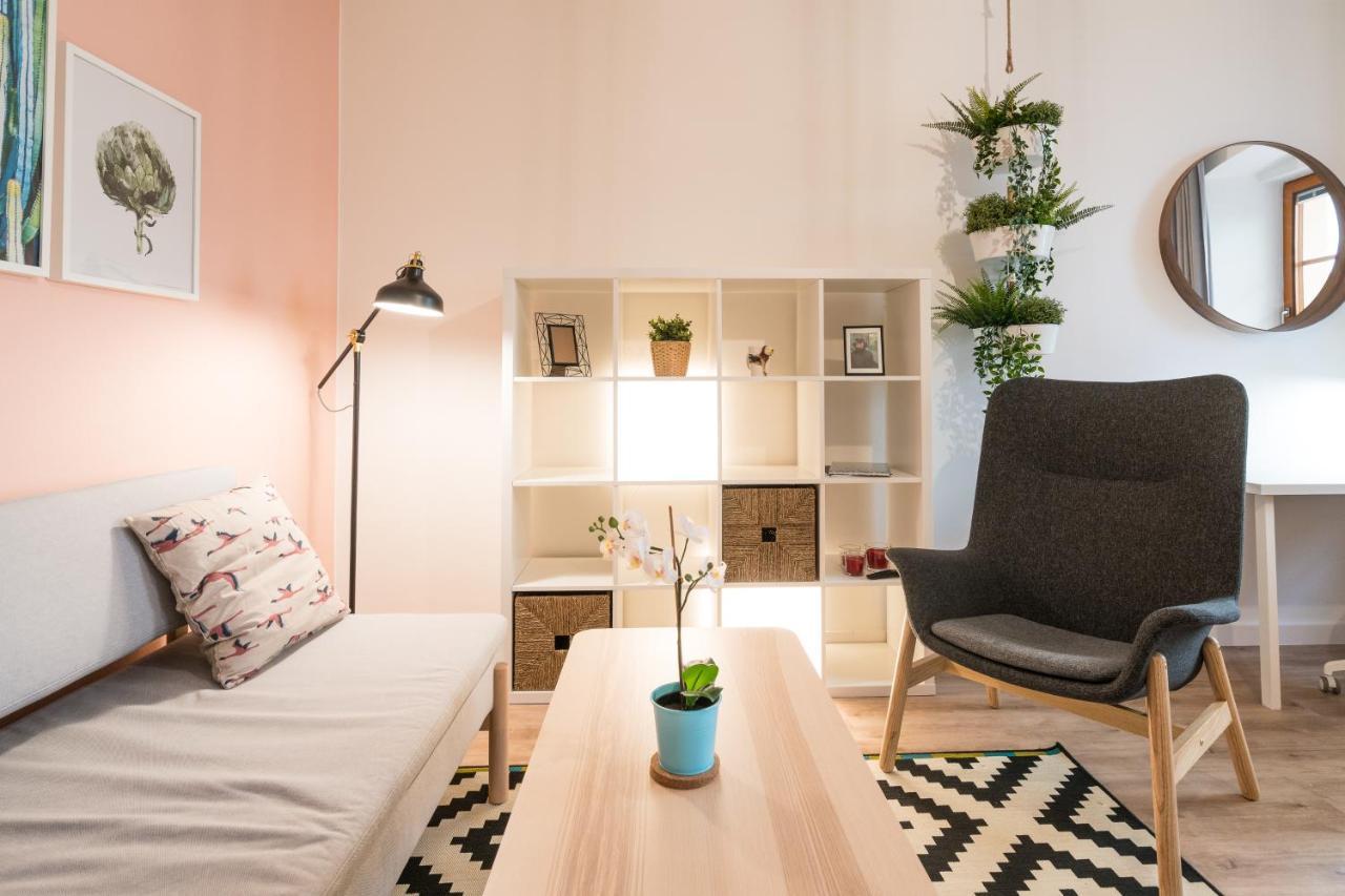 ברנו Residence Caesar By Homester מראה חיצוני תמונה